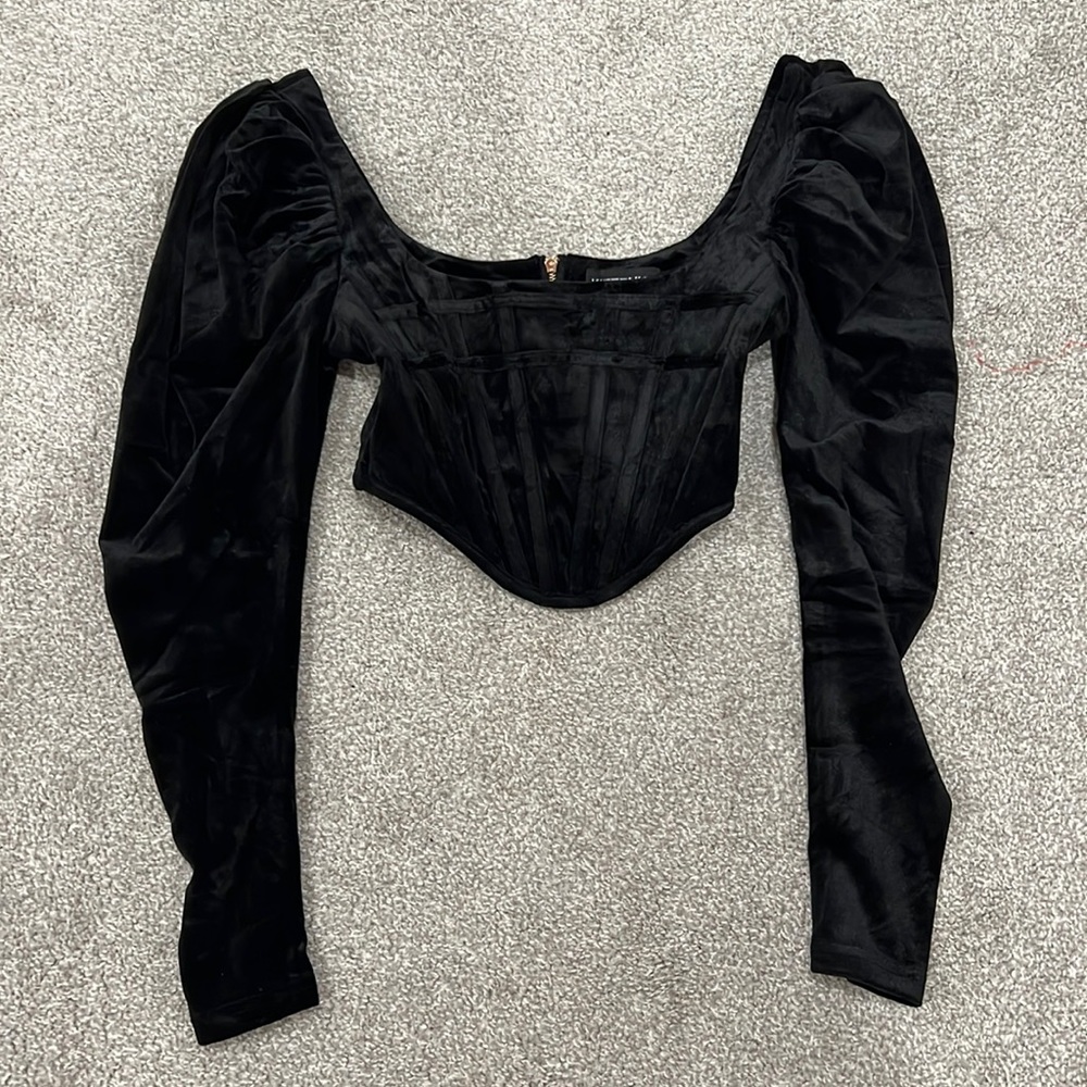 Kittenish Velvet top